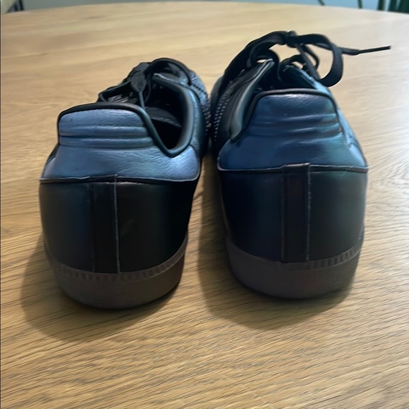 Adidas Black/navy Sambas - Picture 2 of 5